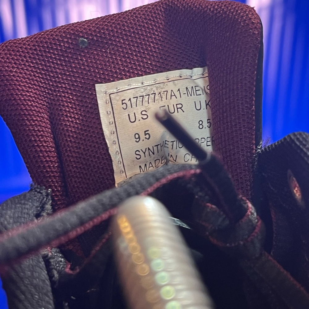 NEW Levi’s Miles Fashion Casual Sneaker Men’s Size 9.5 Fast Shipping 📦 💨 - Picture 5 of 6